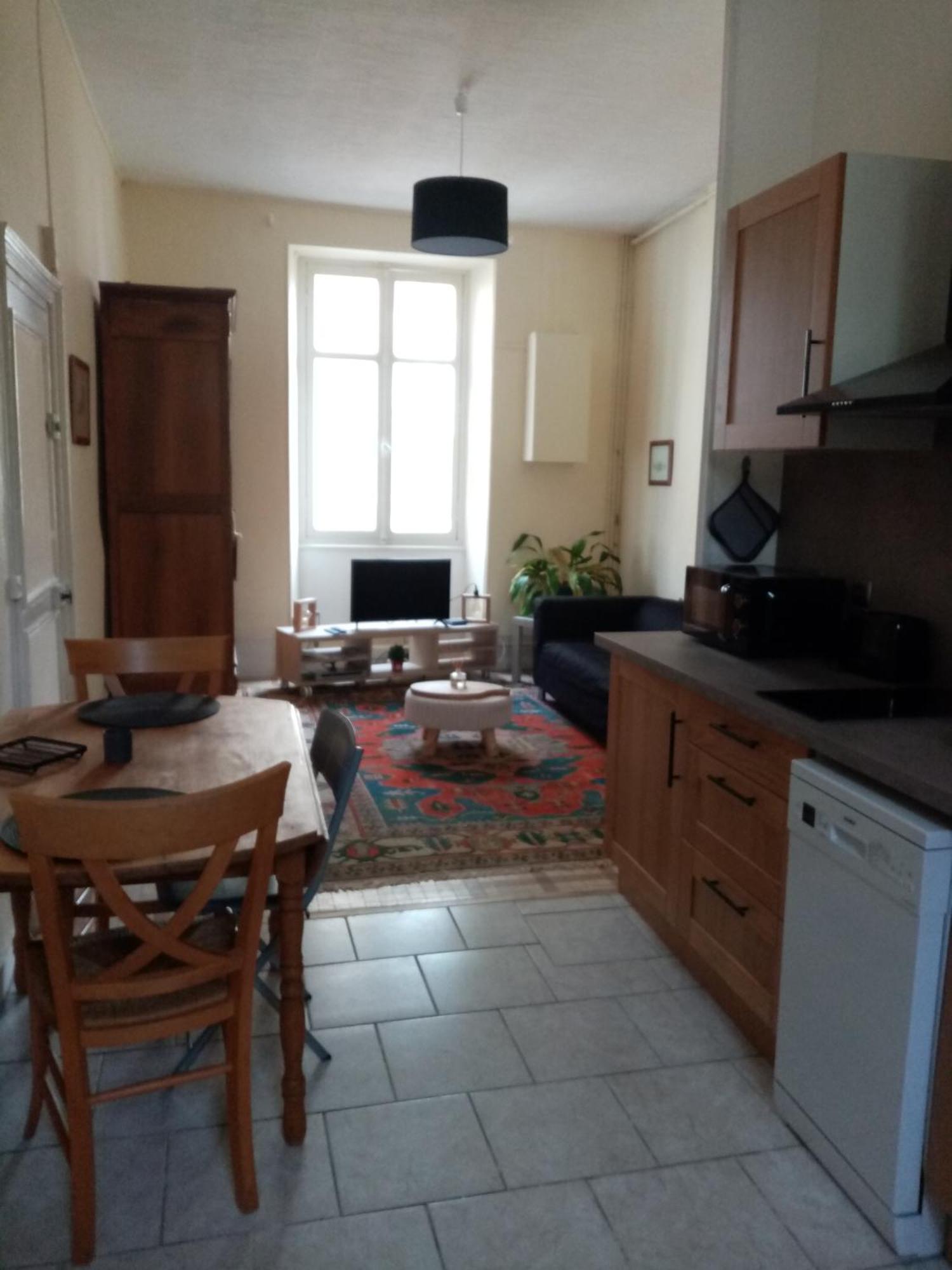 Maison En Plein Coeur De A *